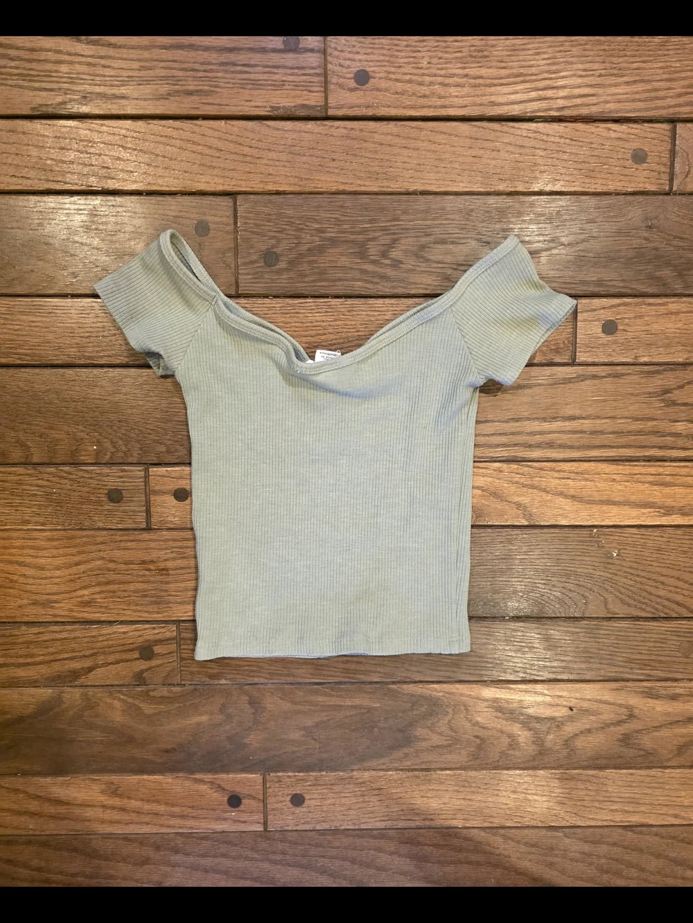 Girls' Crop-Top Short in Sage - Picture 2 of 2